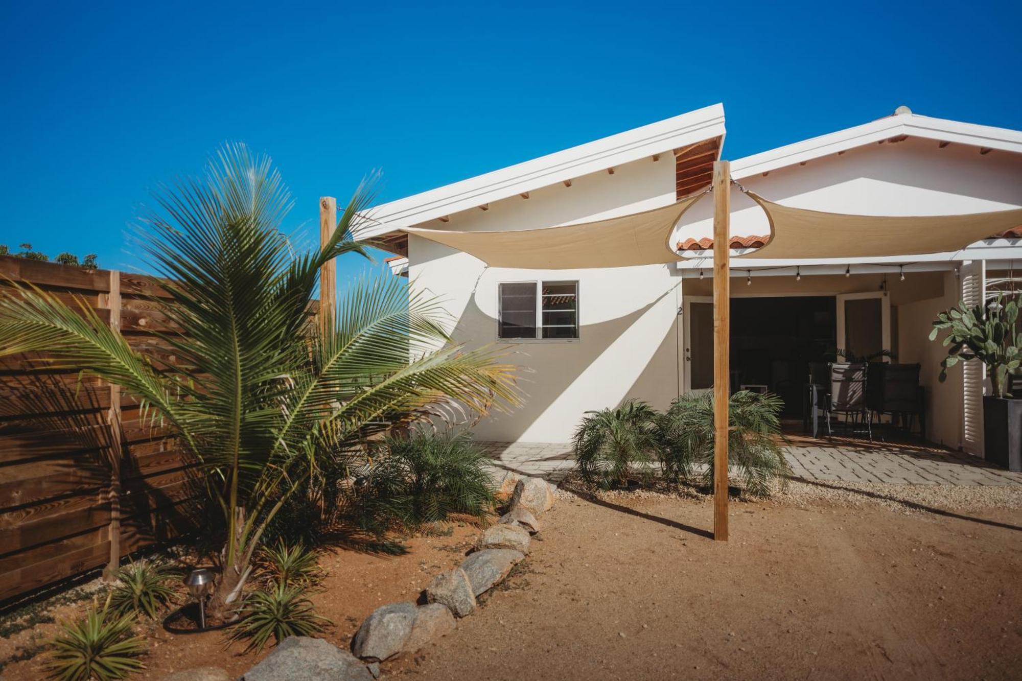 Pura Vida Aruba Appartement Palma Noord Extérieur photo