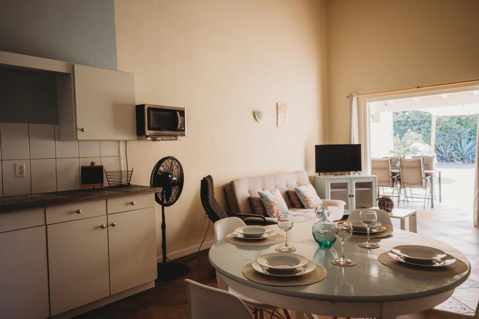 Pura Vida Aruba Appartement Palma Noord Extérieur photo
